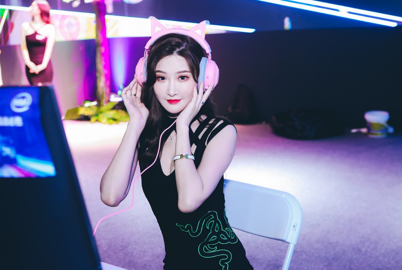 雷蛇chinajoy图赏这些高颜值showgirl你pick哪一位