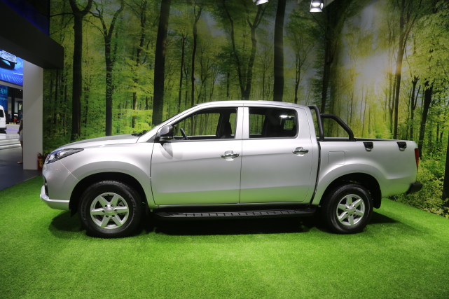 江铃皮卡新宝典,8万级别创富之车,车展实拍!