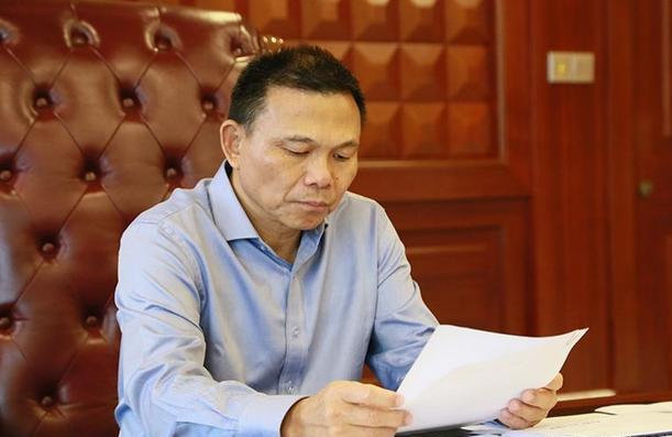 奥克斯又摊上事儿,解聘武汉抗疫护士惹争议,老板娘已入加拿大籍