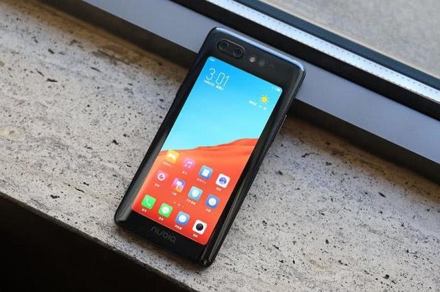 0 18w快充,nubiaui6.0基于安卓8.1系统.