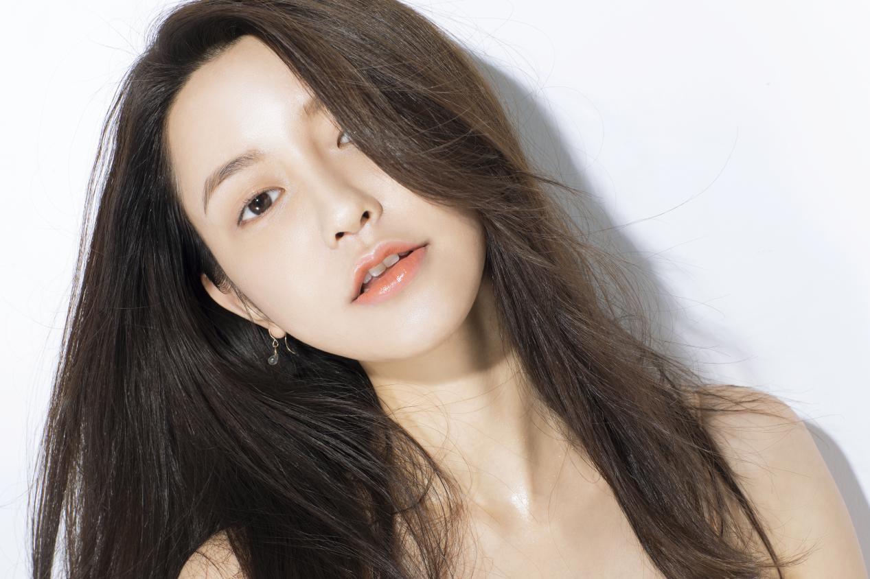 跨界潮流新玩法张大奕jupevendue品牌开启双ip合作