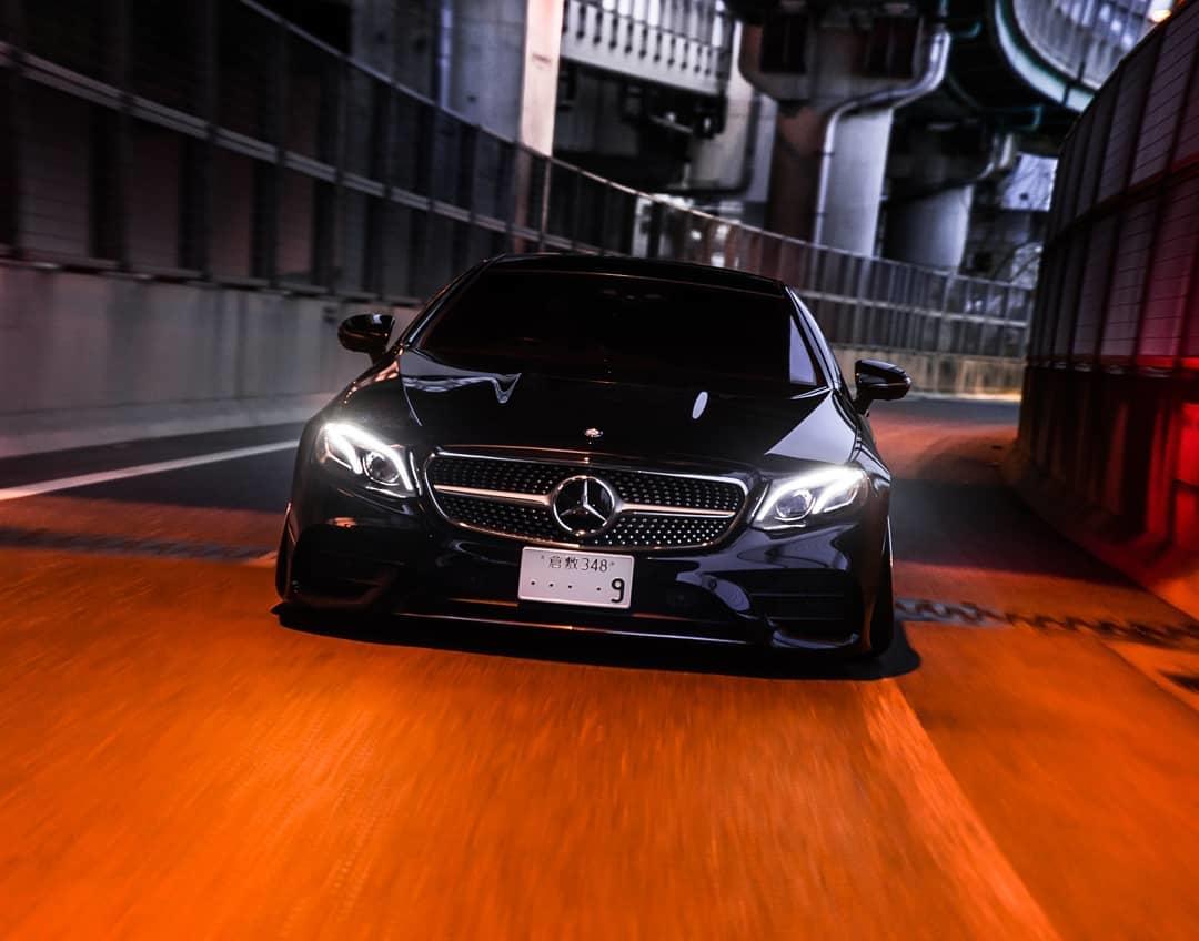 低趴姿态奔驰e coupe案例,绞牙避震也能玩出气动的效果
