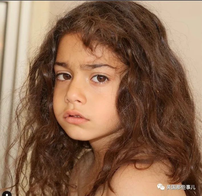 可可爱爱却有六块腹肌!这个6岁小朋友,简直现实版人猿泰山