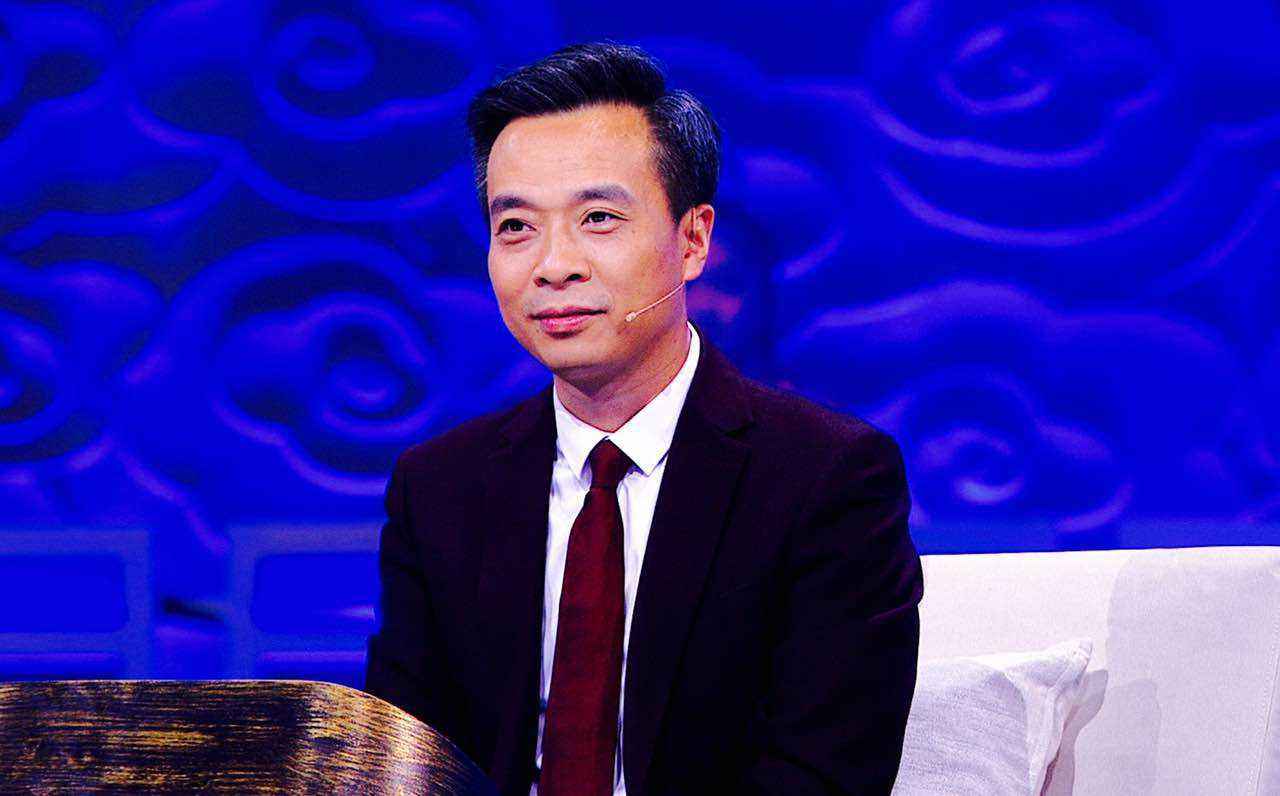 林语堂的确实个人感情色彩比较重,也听说王安石被黑化,康震的可能从