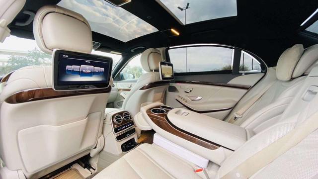 奔驰s400l尊贵奢华7秒100米不愧是s级别里的高端商务舱