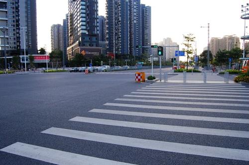 十字路口什么时候能掉头