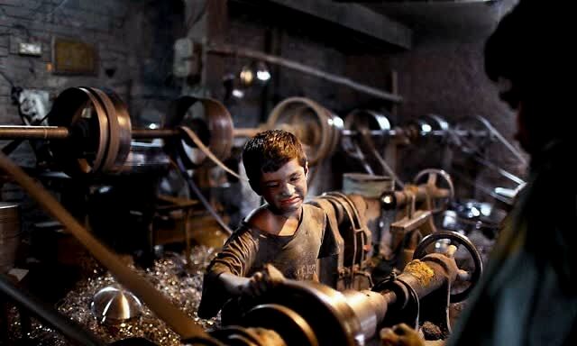 8小时制周末五一是怎么来的美国工人不堪996不屈斗争