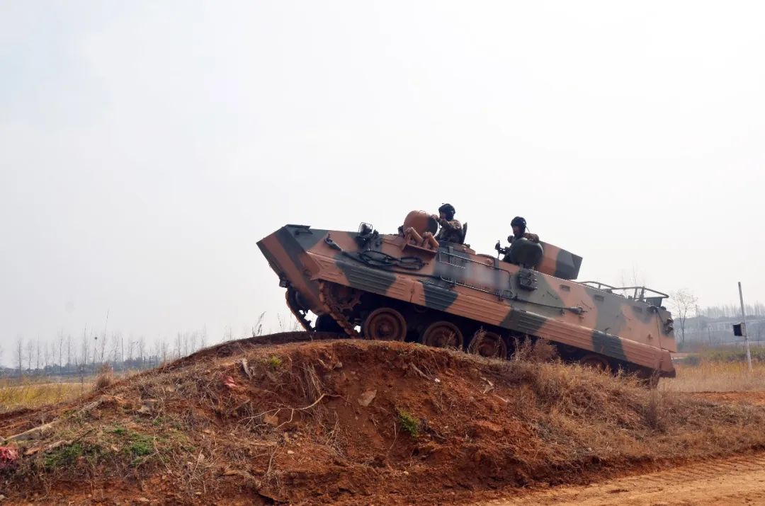 装甲步兵,练,练,练