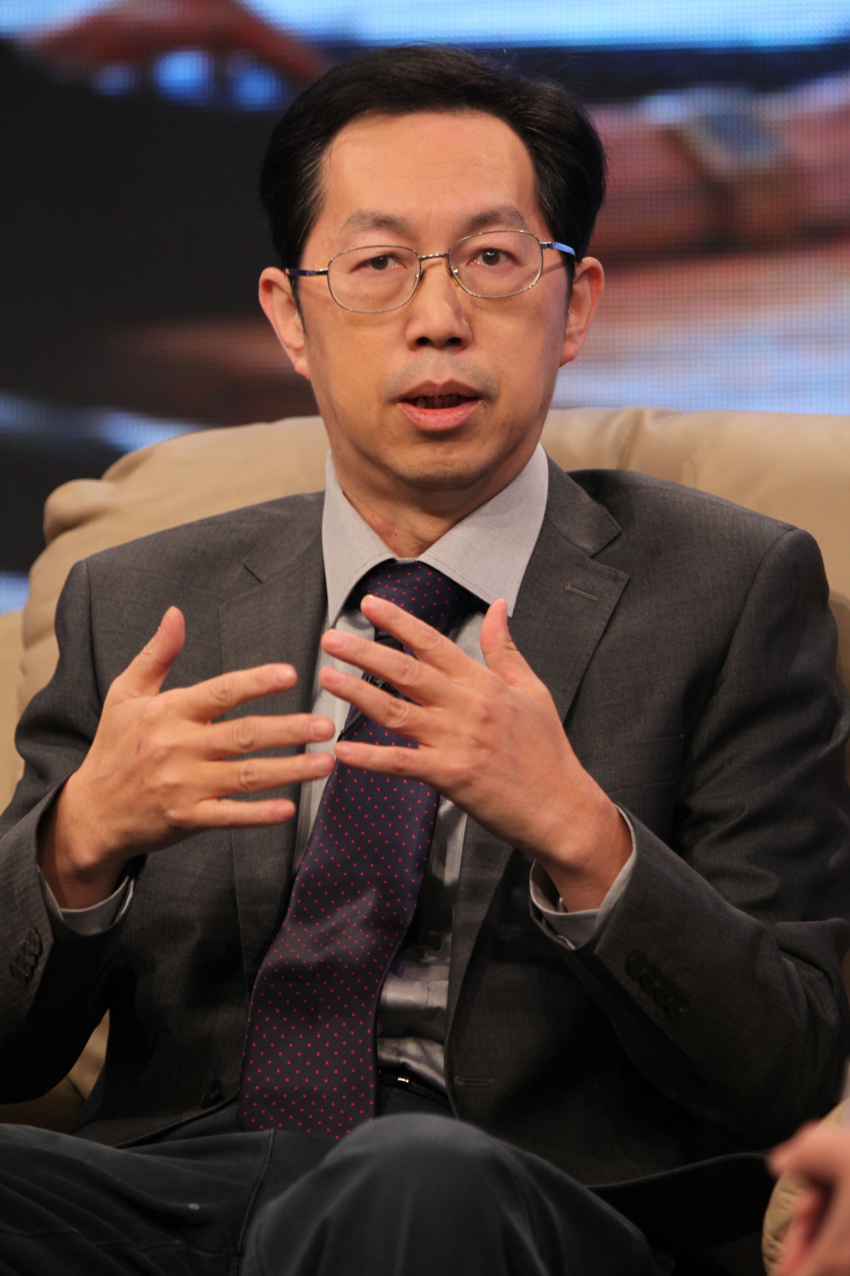 每经专访中国社科院信息化研究中心主任姜奇平新基建