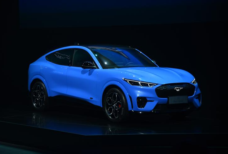 而我们今天的主角也并不是上文提到的野马,而是福特mustangmach-e.