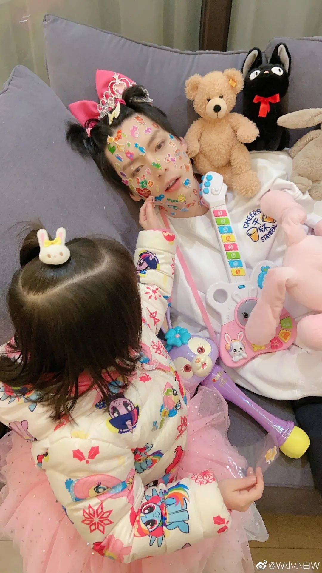 全网cos迪士尼公主最出神入化的美少女,被30万人追着骂