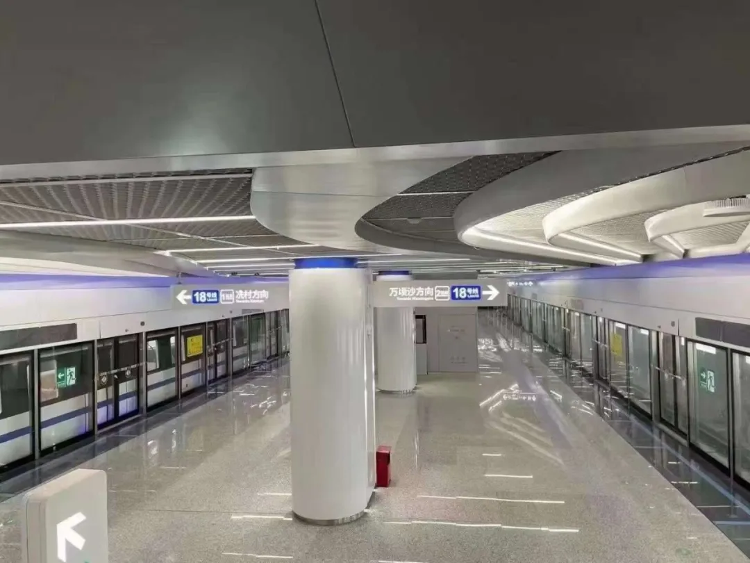 18号线横沥站开放参观?装修太cool,爱了爱了!