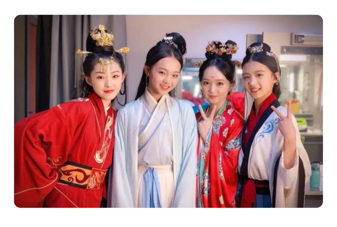 还记得在小戏骨里演四大美人的她吗?