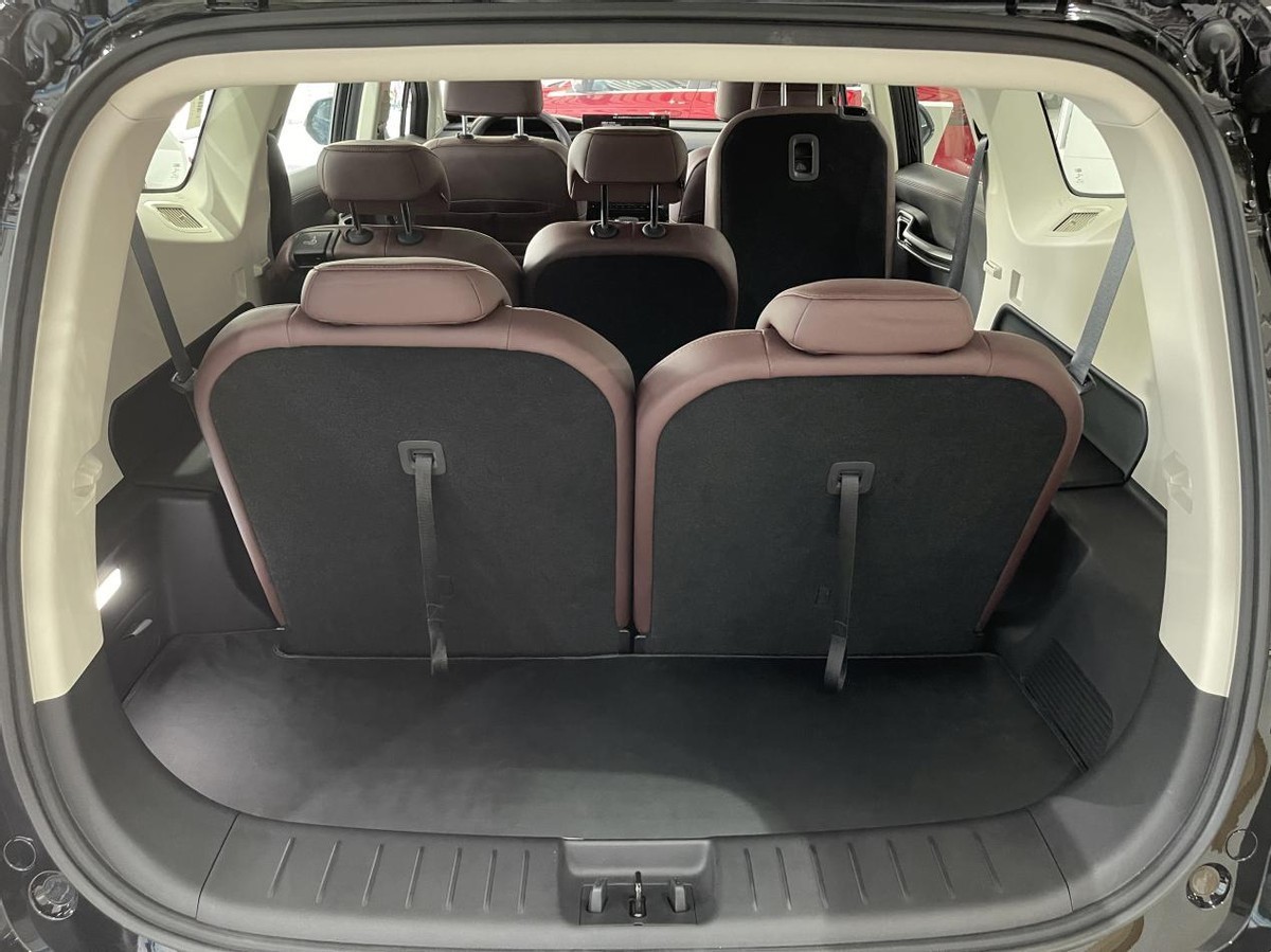 探店吉利新豪越吉利最大的suv只要10万多还有七座