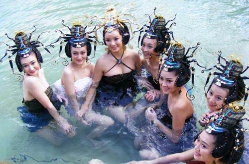 水浒百字说⑤会踢球的可不只高俅还有西门庆蜘蛛精小翠