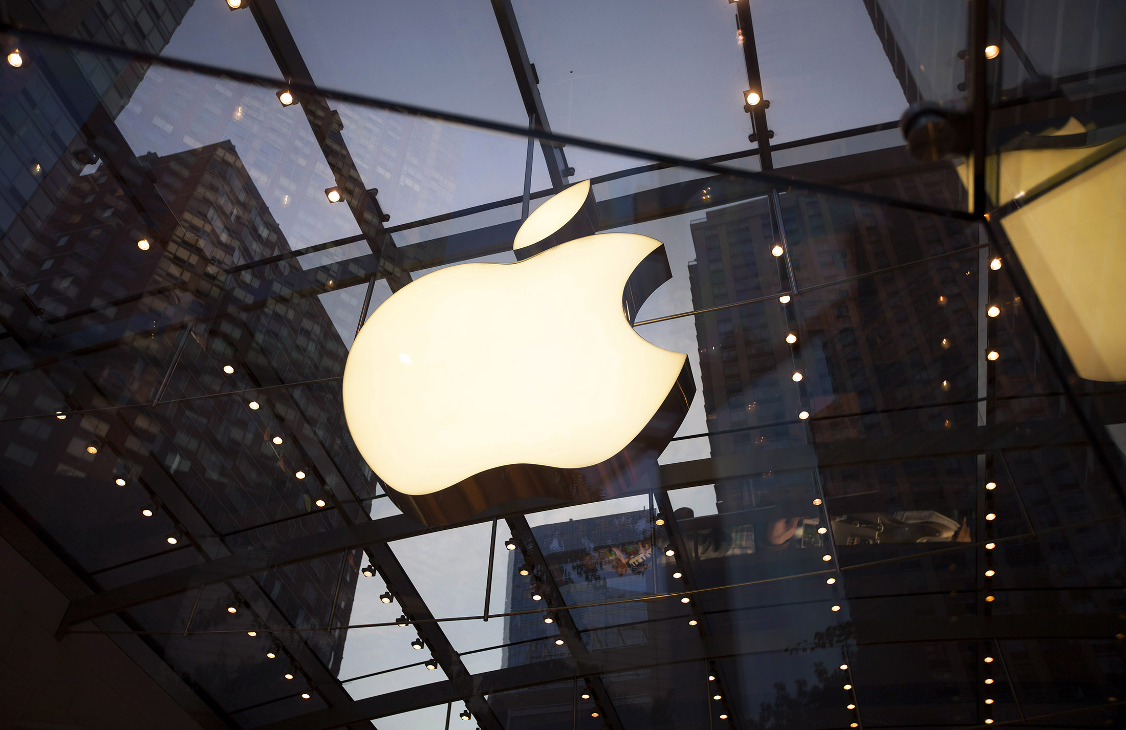 钛晨报传苹果与lg合资公司签署协议生产applecar苹果宣布将在4月20日