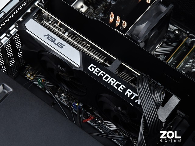 游戏玩家的殿堂级神器:ROG 光魔 G15