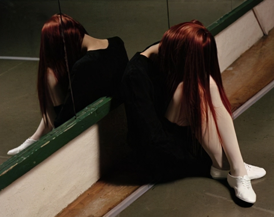 生活中最大的妥协是:我不爱你,但我要跟你结婚