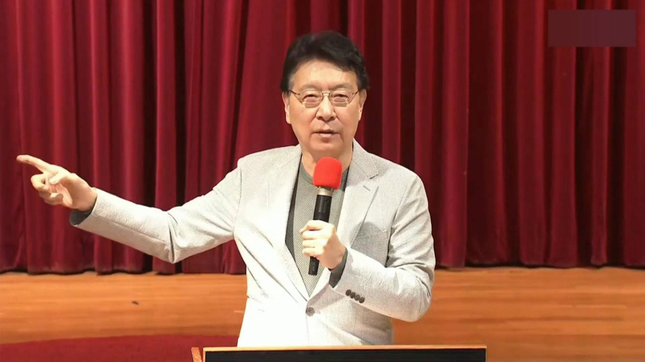 赵少康接受国民党中常委邀约若公开辩论谁更占优势