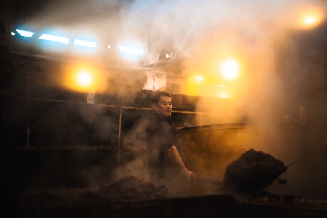 光阴酿造美酒 五粮液传承极致工匠精神酿造"美好"_凤凰网商业_凤凰网