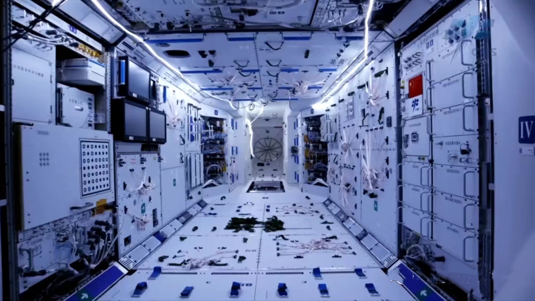 中国航天员在太空怎么生活?免洗湿巾,免洗沐浴露都安排上了