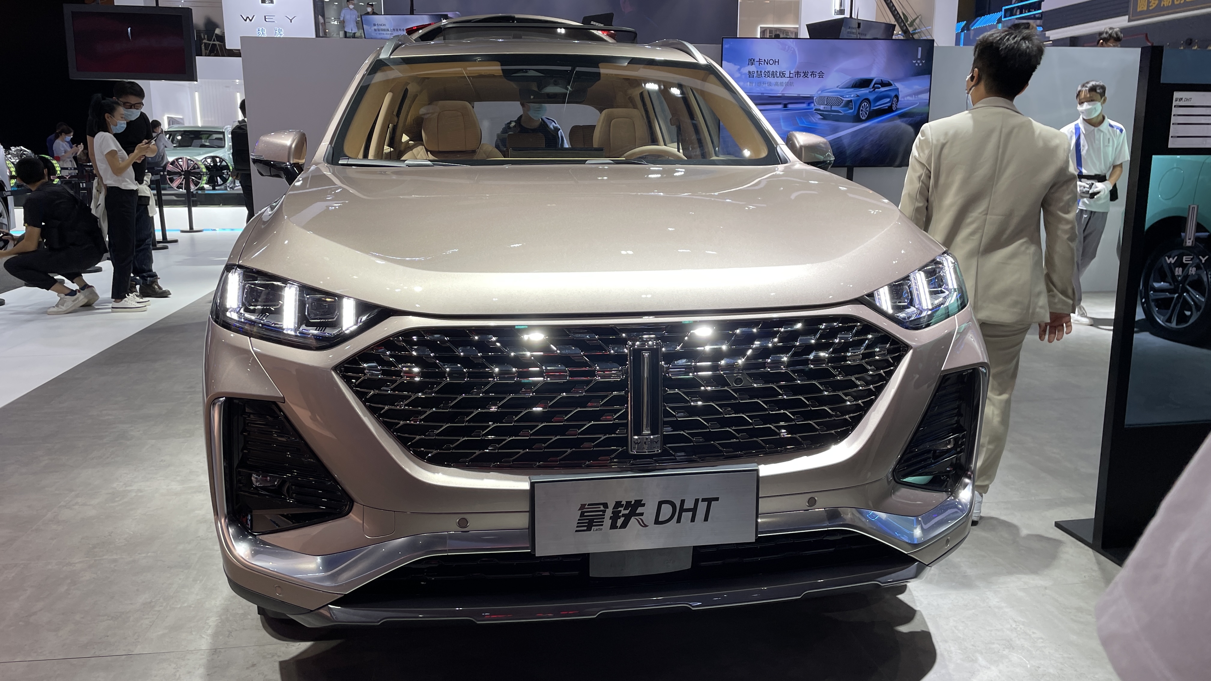 售价15.98万起,综合续航1000公里,魏牌拿铁dht上市__凤凰网