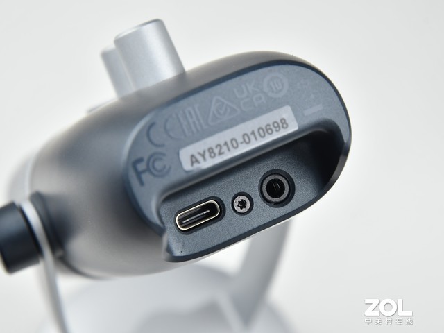 播客、游戏和音乐制作的完美解决方案 AKG Ara电容麦克风评测