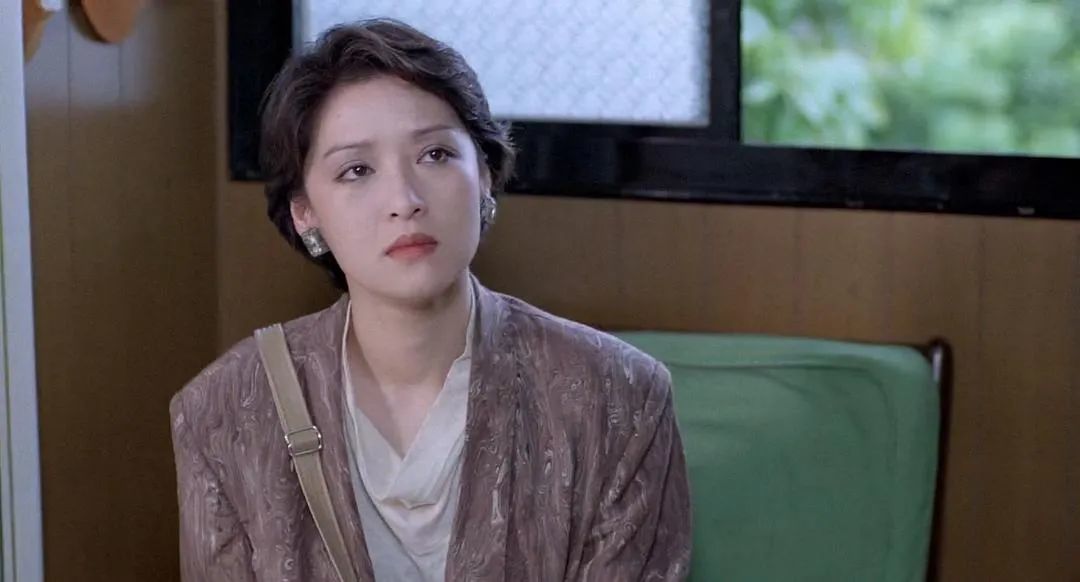 胡因梦一个即使跟林青霞合影也毫不逊色的女人