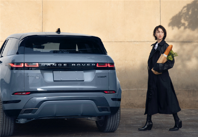 周冬雨代言,路虎车主年龄能拉低到30岁吗?