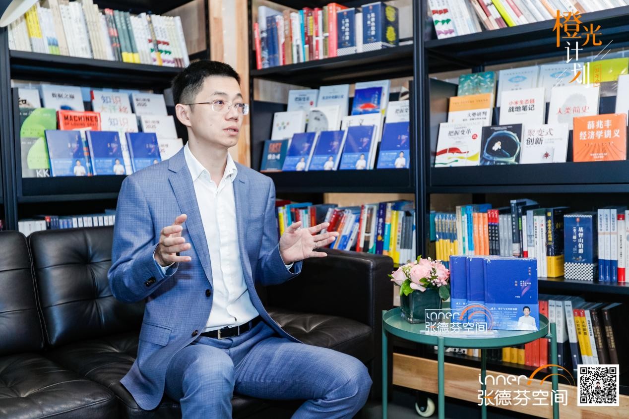 知名心理学畅销书作家卢熠翎良好的家庭关系亲密关系要优先于亲子关系