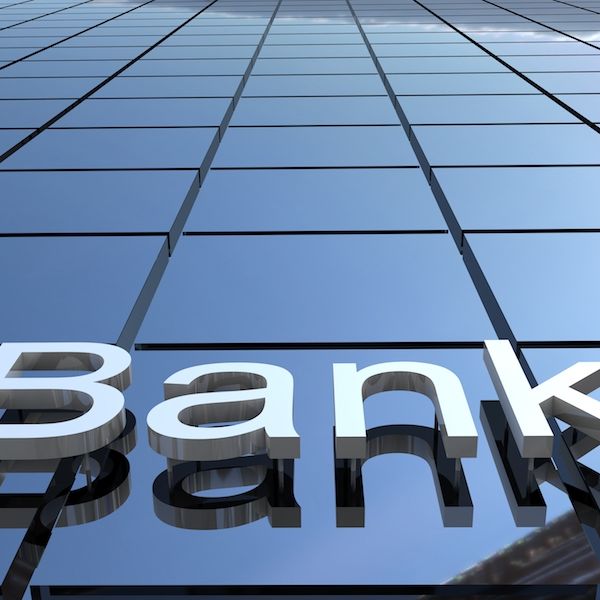 2020年上市银行整体盈利1.63万亿：不良“双升”，中小型银行下滑明显
