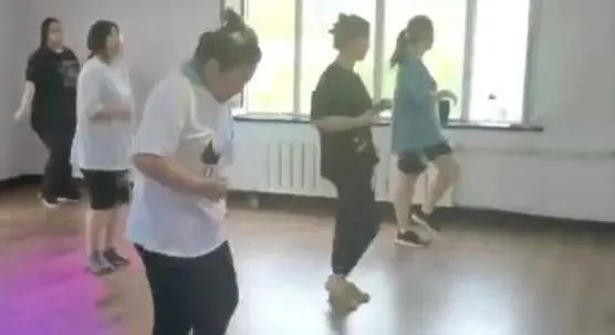 减肥训练营要钱又要命(图6)