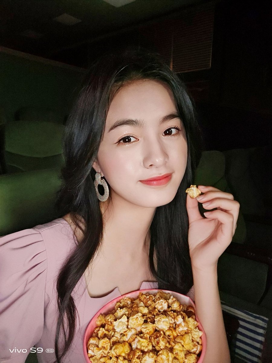 vivos9评测时尚轻薄机身自拍效果真的好