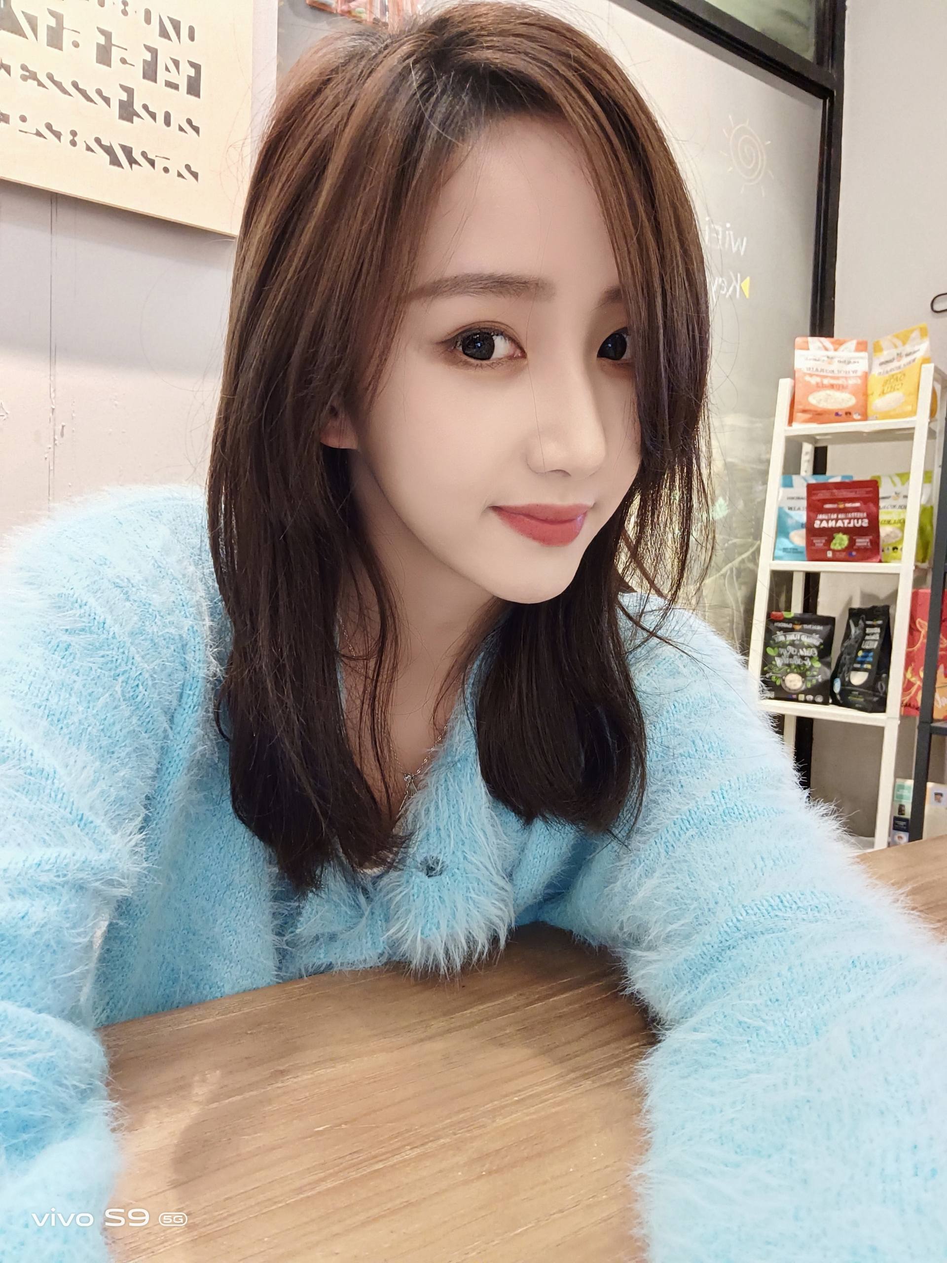 多摄自拍时代,第三方美颜相机还有一战之力吗?__凤凰网