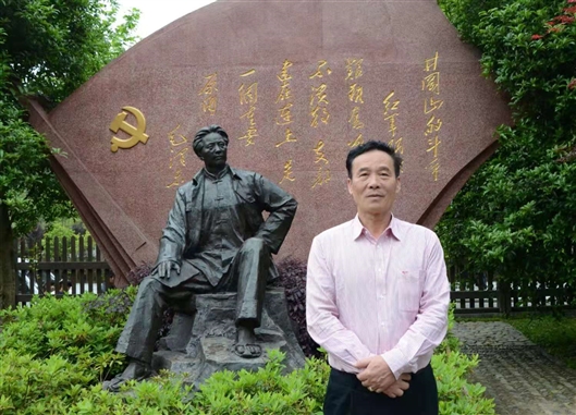 许景期:不计成本也要办好教育__凤凰网