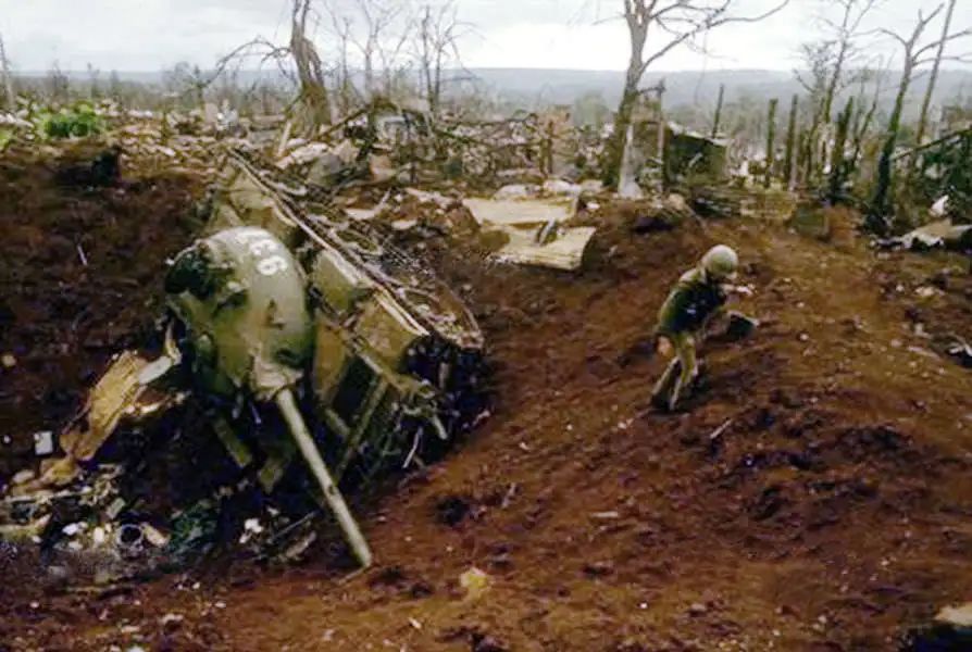 更多的炸弹和直升机!——越南战争中的安禄围城战
