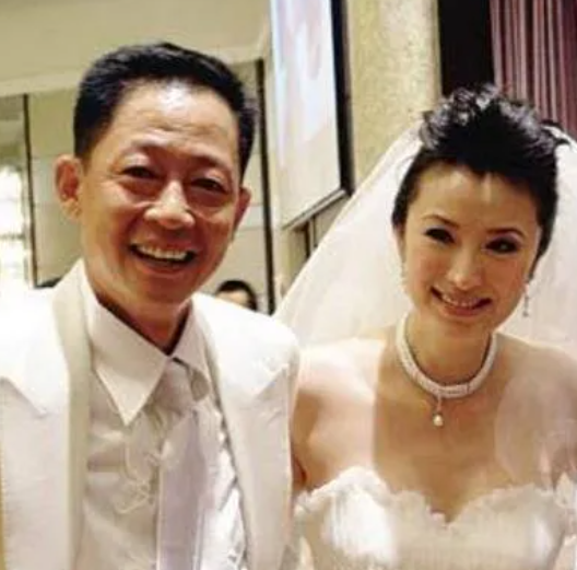 许晴前男友,隐退多年,老成这样的王志文,竟然又用演技封神了?