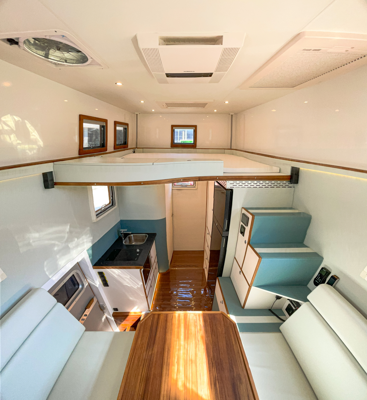 符合合法合规的德国man 4x4四驱越野房车真的爱了!