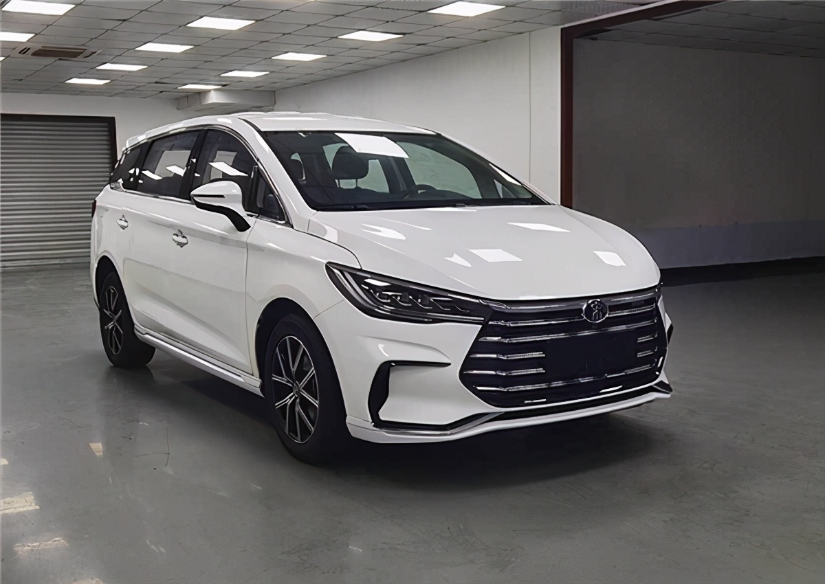 比亚迪宋max dm-i申报 哈弗大狗悬挂"狗头"车标__凤凰网