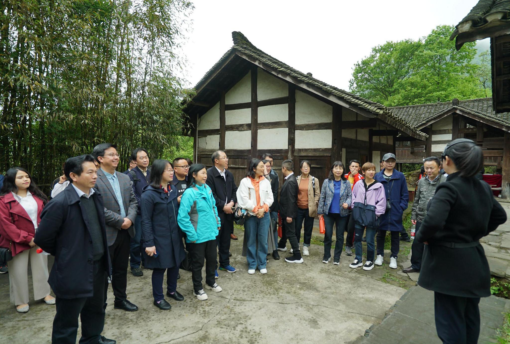 走进花茂村学党史,探访照亮长征路上那盏"马灯"