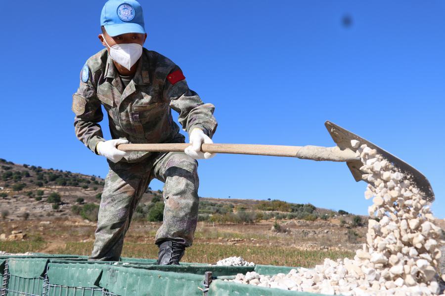 硬核我赴黎维和建筑工兵分队高质高效完成防卫工程施工任务