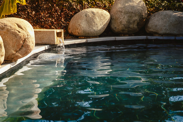 1假期 成都周边泡温泉推荐 川南天然温泉 泸州天展温泉度假酒店__凤凰