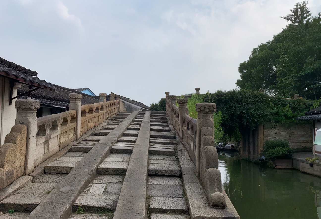 2023三江风雨桥游玩攻略,...部分为钢筋水泥结构的拱桥...【去哪儿攻略】
