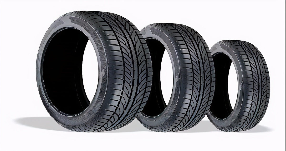 爱车车胎塞满碎石!修车师傅告诉你应不应该清理出来?