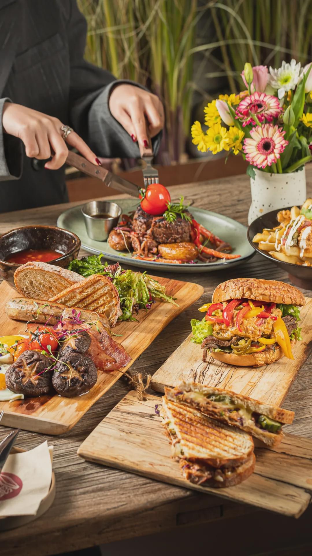 超人气宝藏西餐厅空降陆家嘴,欢聚大餐重磅上线!