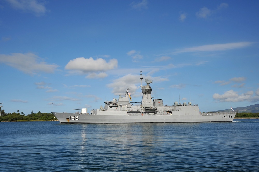 澳大利亚海军护卫舰“瓦拉蒙加”号。