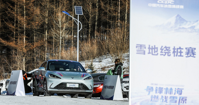 发力2021年中国汽车冰雪挑战赛 这两款车为何能脱颖而出-图3