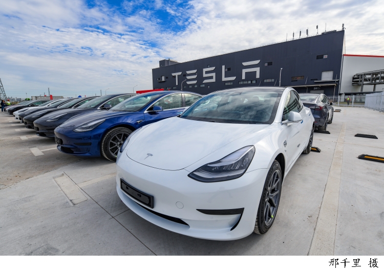 2月销量同环比双增长之后，特斯拉不仅布局6000个超级充电桩