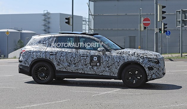 奔驰全新glc最新谍照曝光 或将于2022年亮相_凤凰网汽车_凤凰网