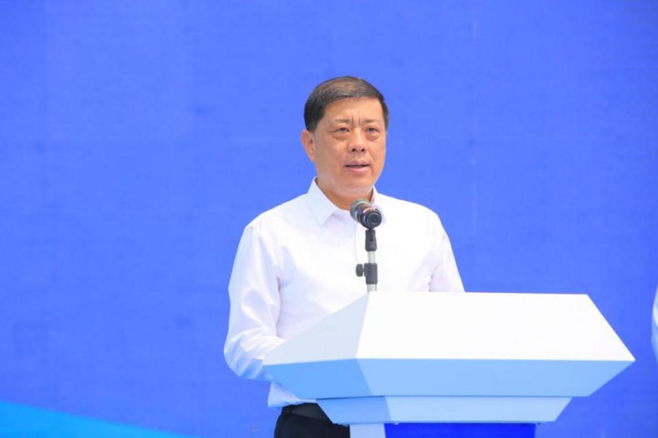 临沂市委书记王安德表示,格力电器(临沂)智能制造基地